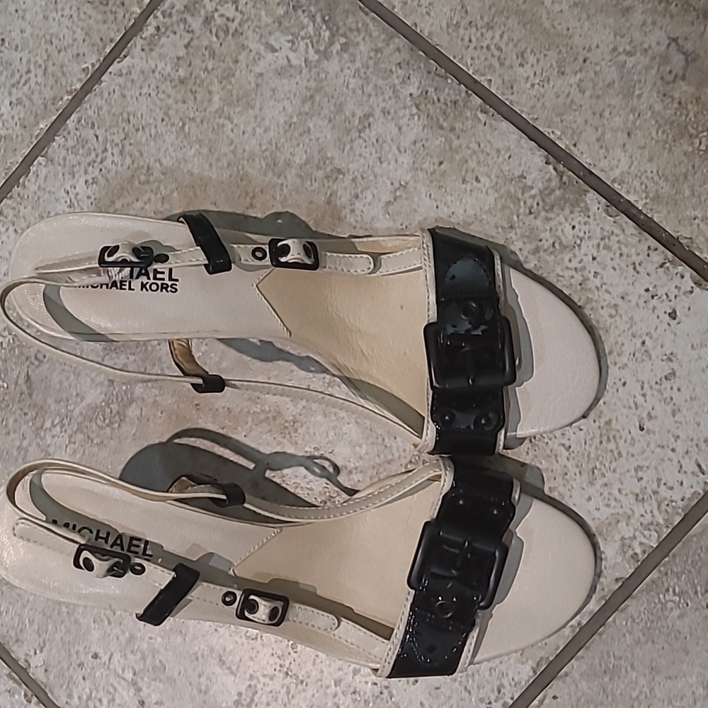 MICHAEL KORS HEEL SANDALS